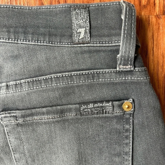 7 For All Mankind The Skinny Black Gray Distressed Jeans Side Zipper Leg Size 25 - Picture 5 of 8